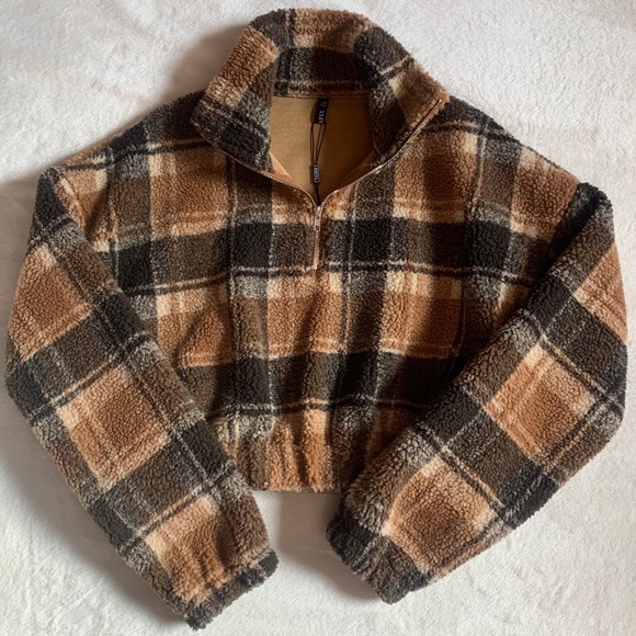 NWT Zaful Plaid Sherpa Crop Sweater - Picture 2 of 7